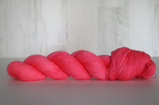 Neon Grapefruit - Aspen Fingering