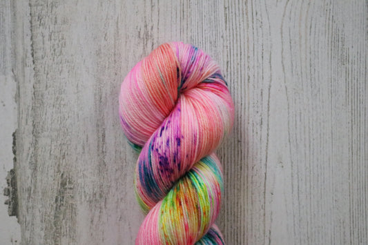 Bikini Season - Aspen Fingering