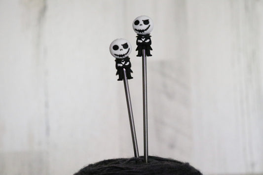 Skellington Needle Stopper