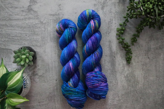 Saltwater Coral - Spruce Sparkle DK