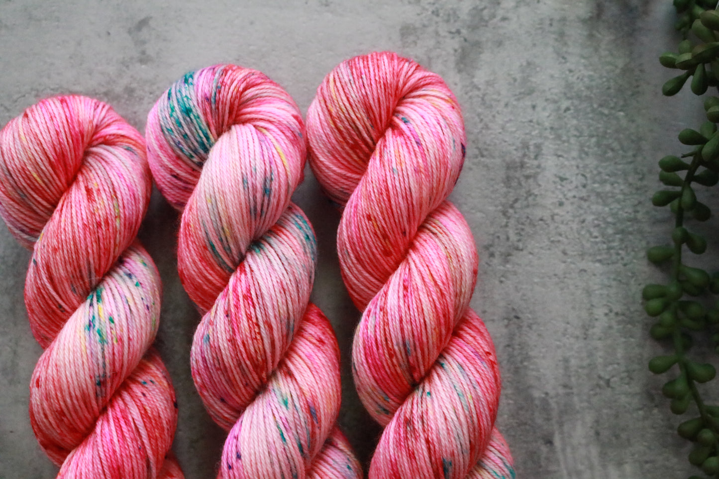 Red Hot - Hemlock DK