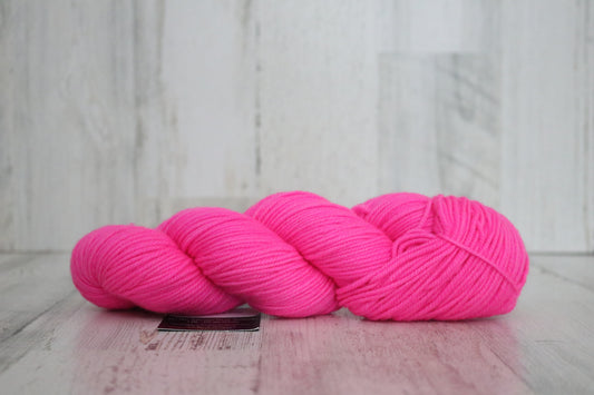 Shockingly Pink - Hawthorn Worsted